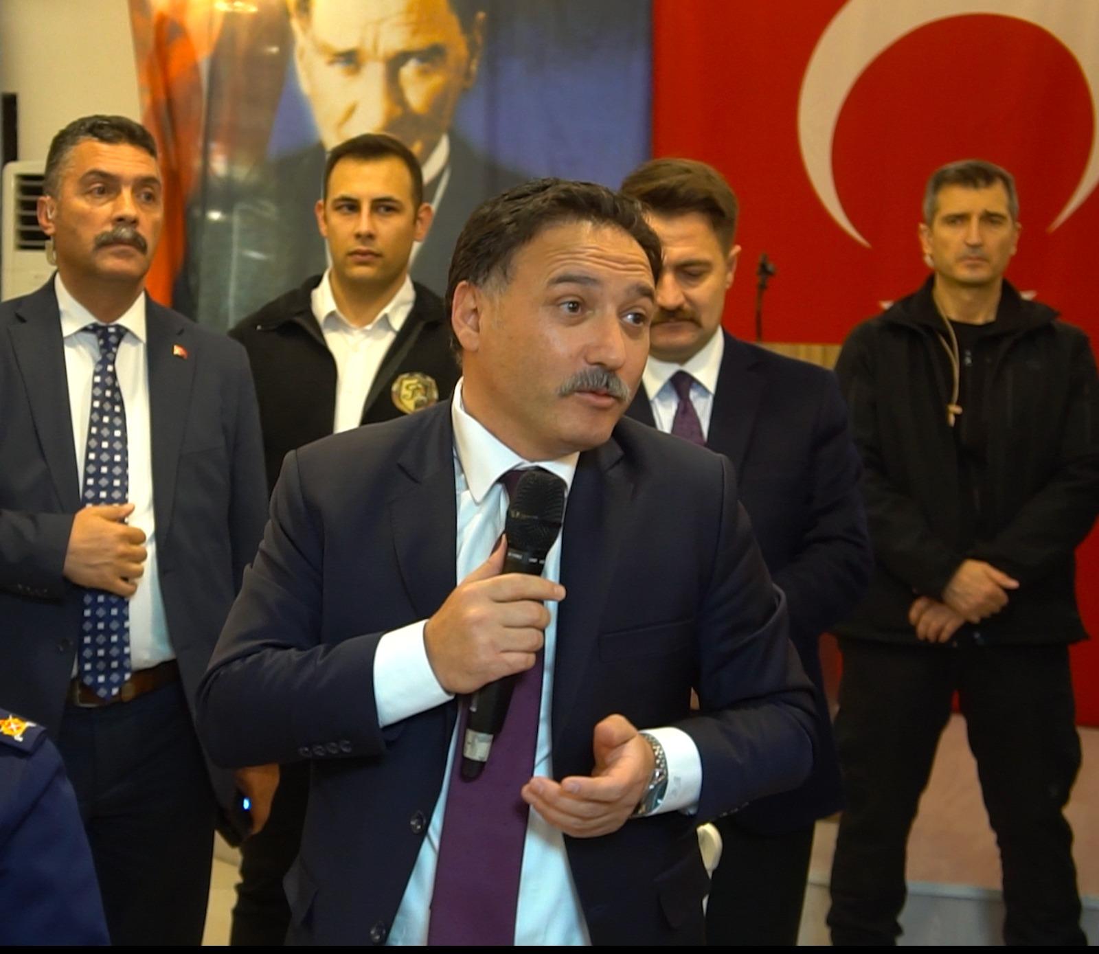 Vali Çiçek, taziyeleri kabul etti