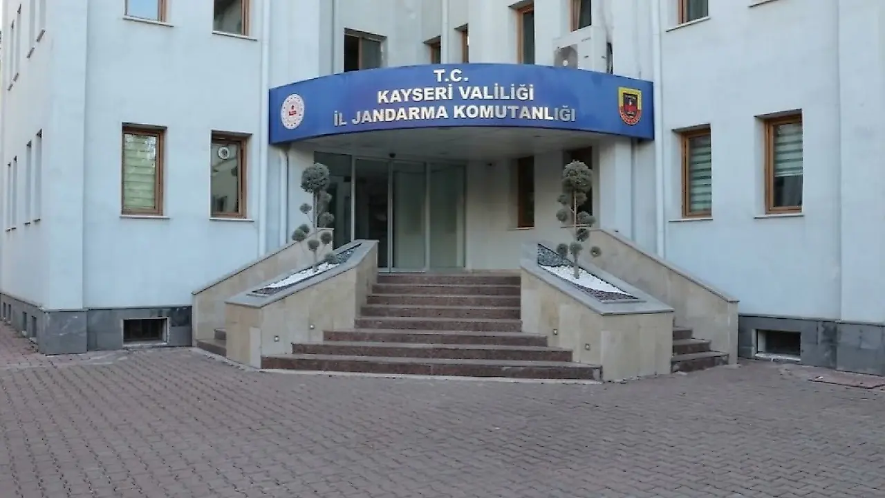 Jandarma ekiplerince 105 aranan şahıs yakalandı