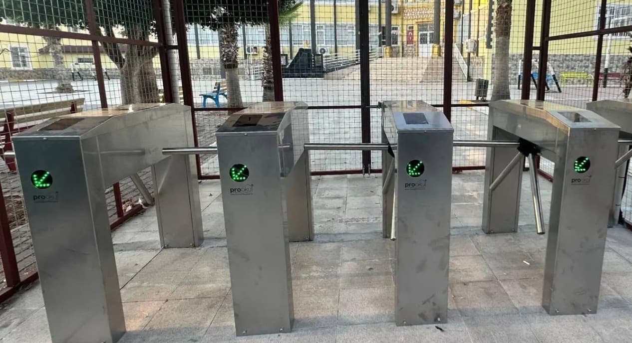 Okul güvenliği işi velilere düştü
