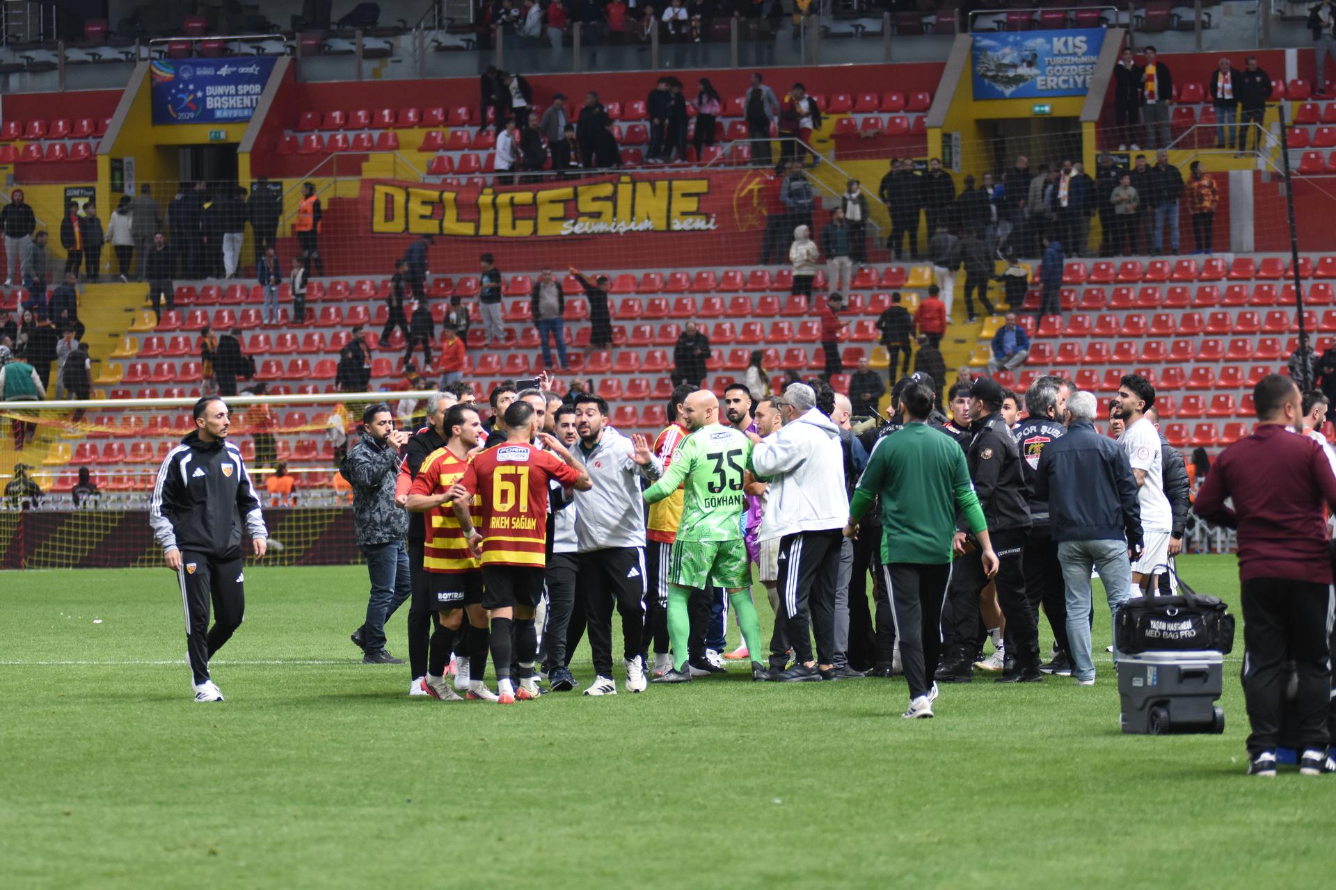 Kayserispor, Batman Petrolspor maçı sonrası PFDK’ya sevk edildi