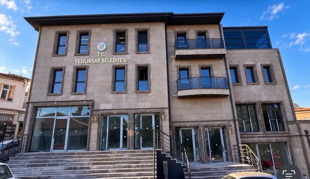 AK Parti Milletvekili Çopuroğlu, “Hükümet Konağı Yeşilhisar’ımıza hayırlı olsun”